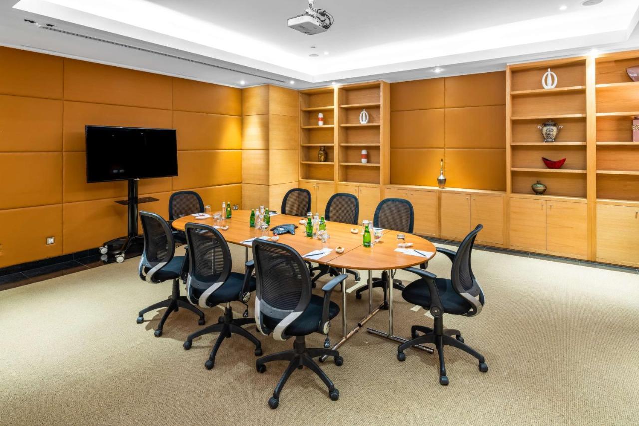 فندق راديسون بلو الرياض المظهر الخارجي الصورة Meeting room