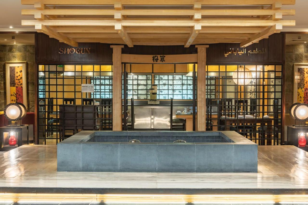 فندق راديسون بلو الرياض المظهر الخارجي الصورة The Shōkō restaurant at the Ritz-Carlton, Dubai