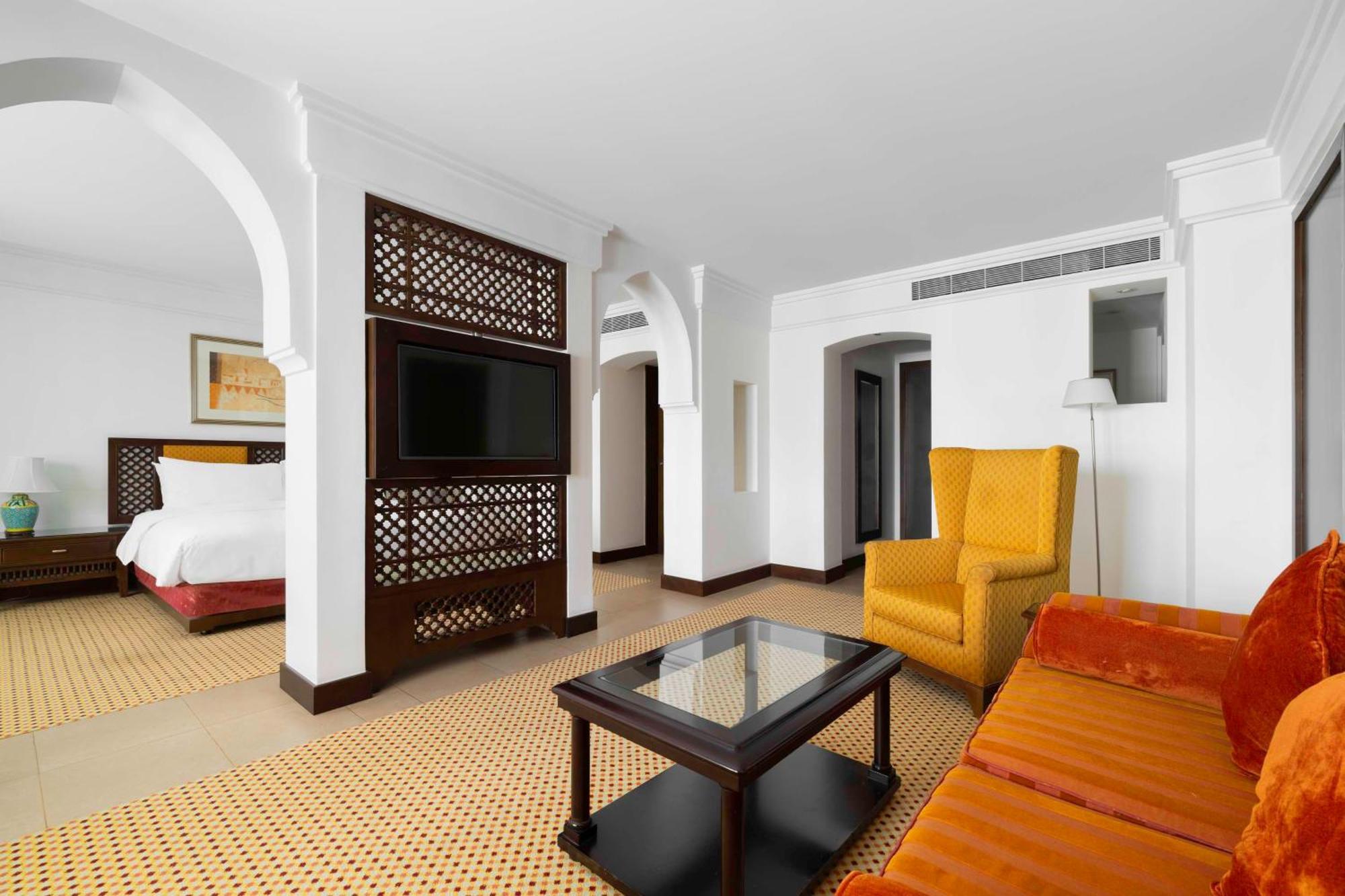 فندق راديسون بلو الرياض المظهر الخارجي الصورة A suite at the hotel