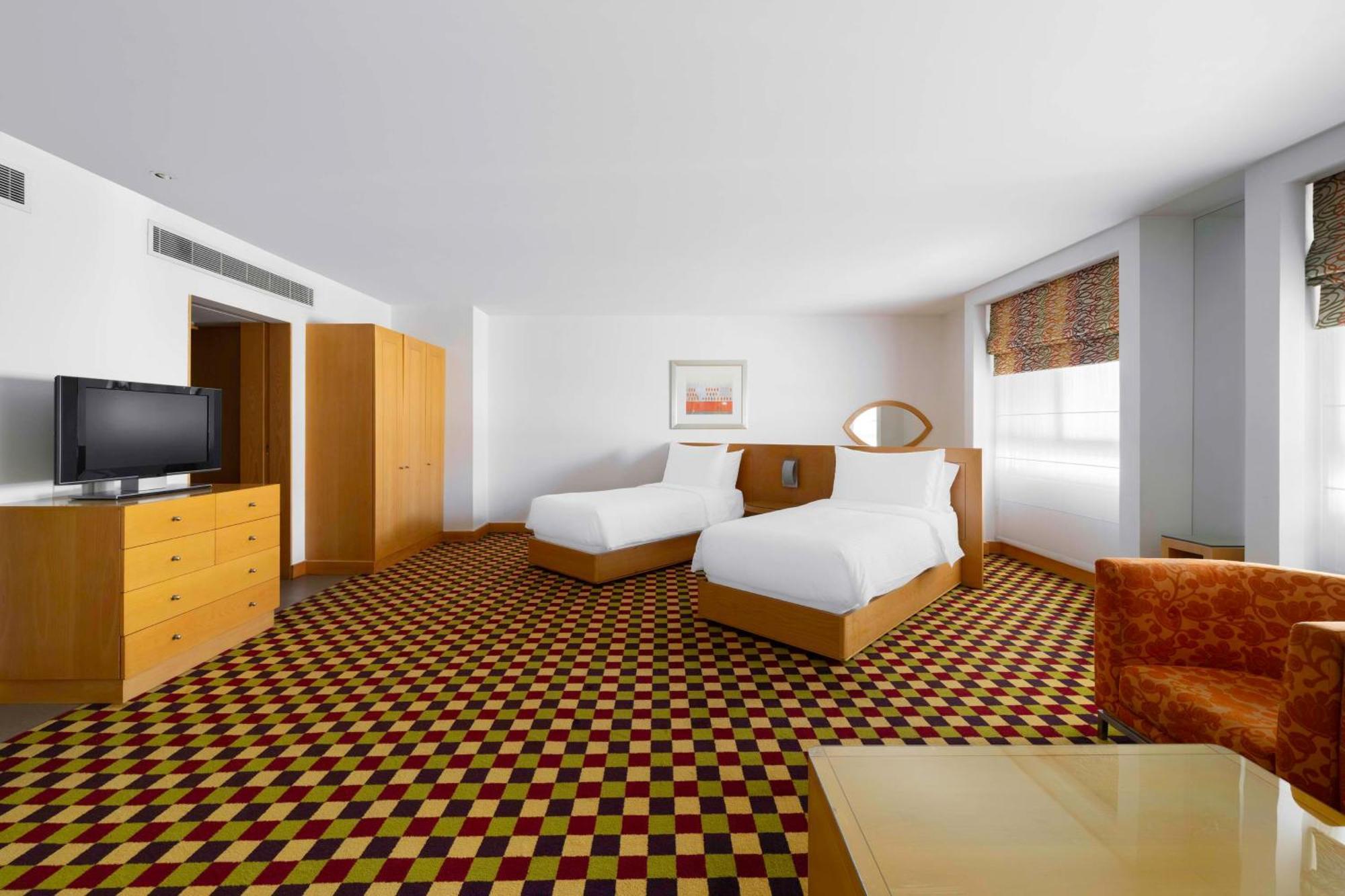 فندق راديسون بلو الرياض المظهر الخارجي الصورة A room at the hotel