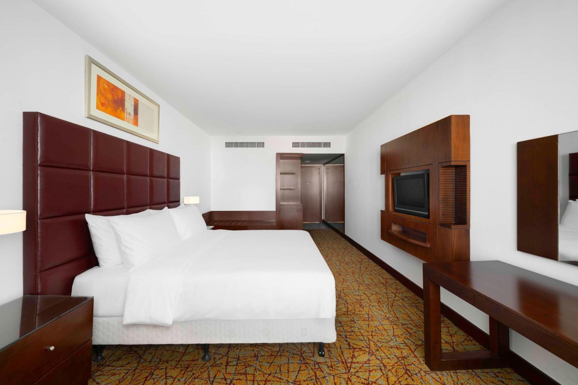 فندق راديسون بلو الرياض المظهر الخارجي الصورة A room at the hotel